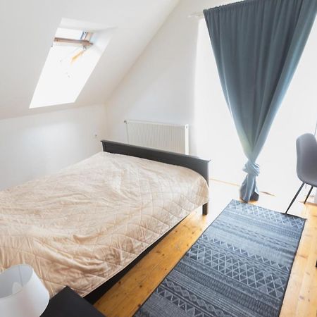 Hi-Bp Garden City Batsanyi Apartment 3 Rooms, Apartment Upstairs Near The City Train With Free Parking Budapest Exterior foto