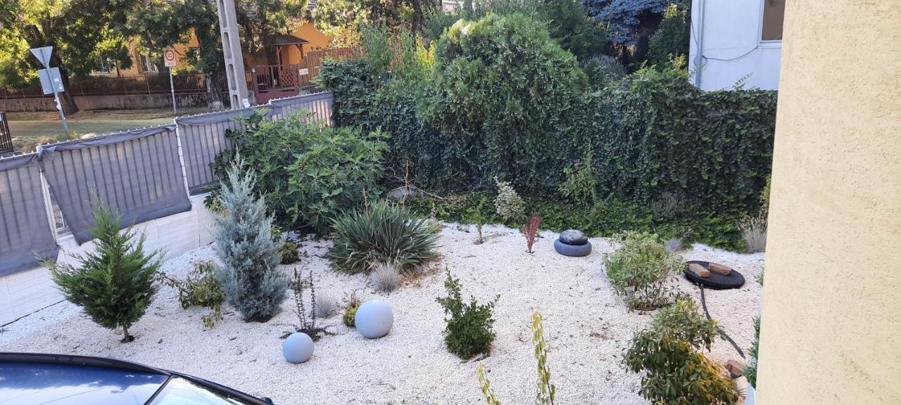 Hi-Bp Garden City Batsanyi Apartment 3 Rooms, Apartment Upstairs Near The City Train With Free Parking Budapest Exterior foto